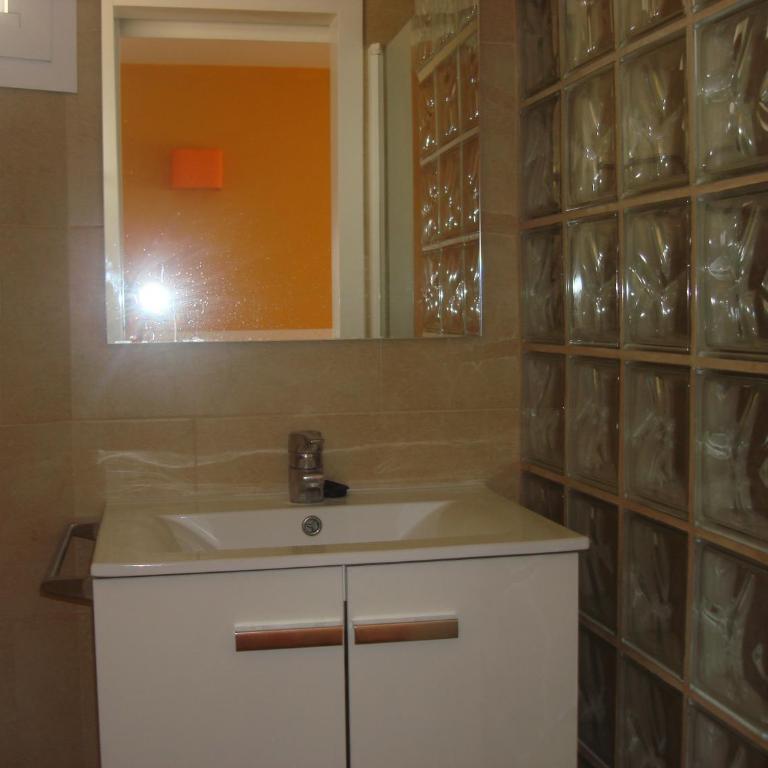 Apartamentos SOL y PLAYA Torremolinos - Apartamento de 1 dormitorio con balcón #37 - 23