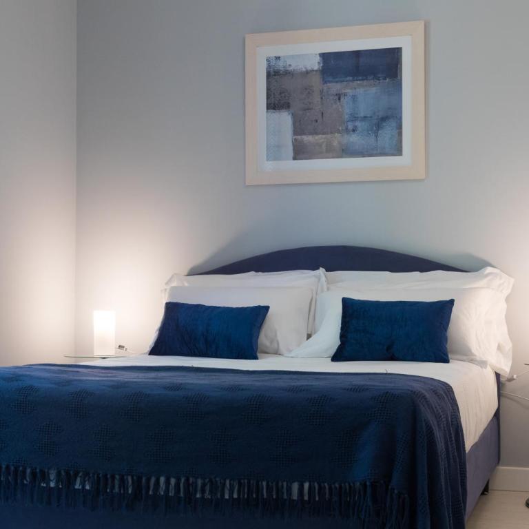 I Mori di Porta Nuova Suite & Terrace - Double Room with Balcony - 8