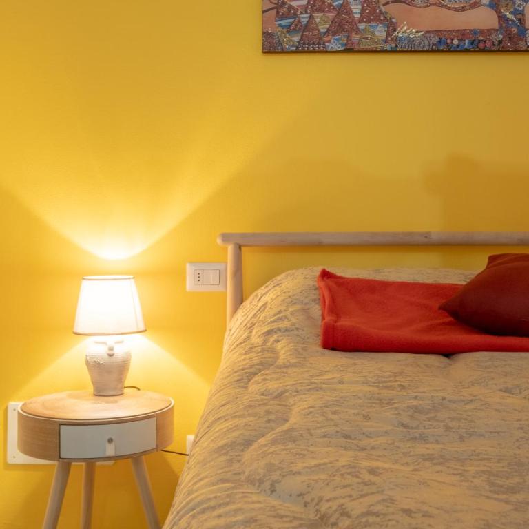 Arpa Apartments Bologna Center - Family Studio with Private Bathroom - 7