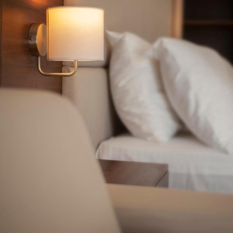 Hotel Twelve by Aycon - Dvokrevetna Soba s Pomoćnim Ležajem - 7