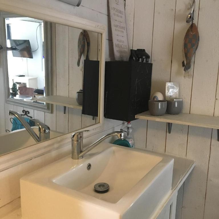 Les Studios de la Côte Roz - Voyageur Solo - Vue Mer - Habitación Doble con vistas al mar - 18
