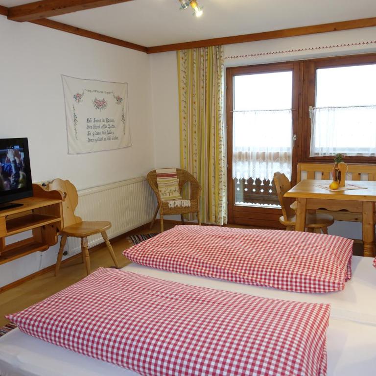 Rücklhof - Doppelzimmer mit Balkon - 3