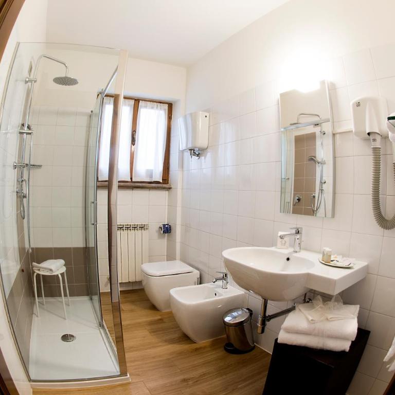 Locanda Giustini - Camera Tripla Standard - 14