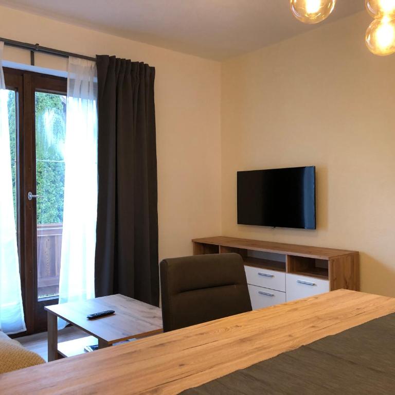 Haus Central Lofer - Apartment mit Balkon - 1