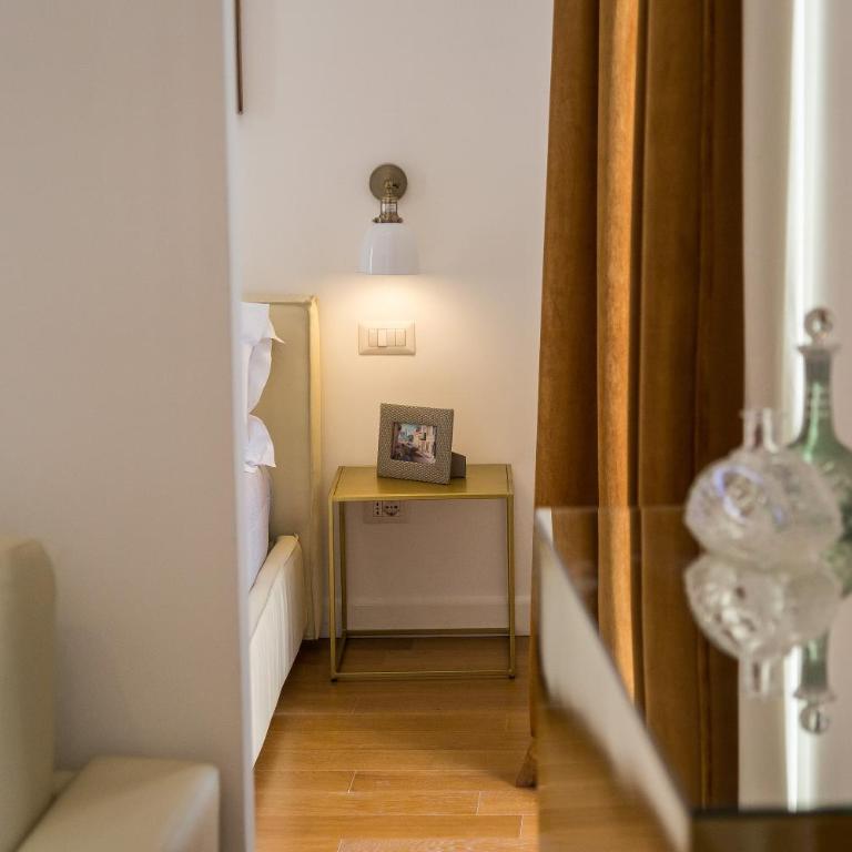 Amazing Piazza Venezia Suites - Appartamento Deluxe con Balcone - 28