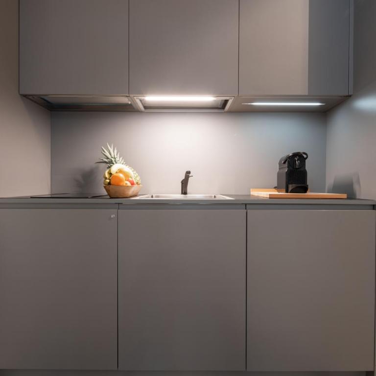 OFFICINE CAVOUR Piazza Cavour - Appartamento con 2 Camere da Letto - 17