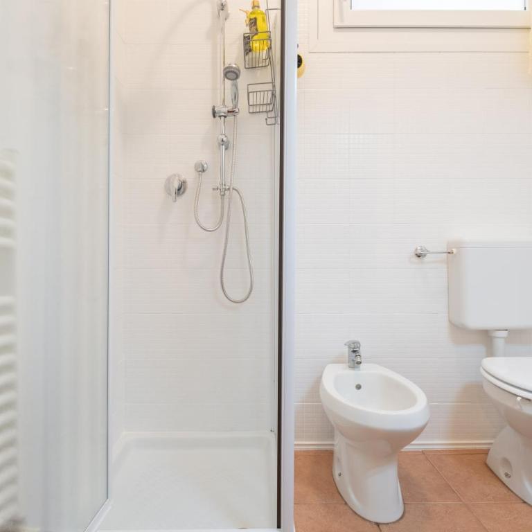 Arpa Apartments Bologna Center - Superior Apartment with Private Bathroom - 16