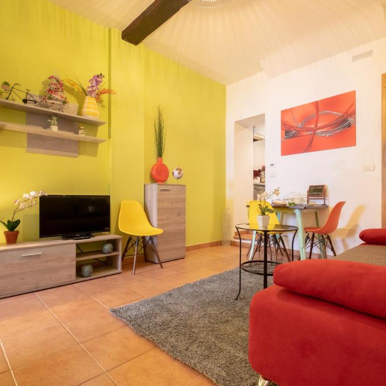 Arpa Apartments Bologna Center - Superior Apartment with Private Bathroom - 9