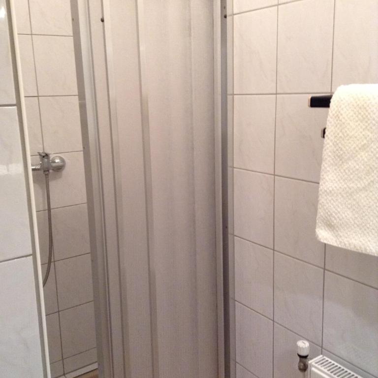 Gästehaus Renate - Doppelzimmer mit Balkon - 2