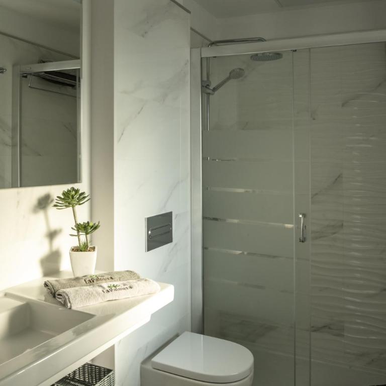La Palmera Hotel Boutique - Habitación Doble Deluxe con balcón - 4