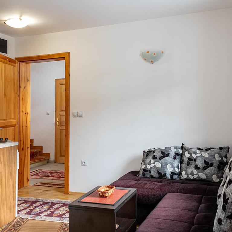 Apartments In - Apartment - 5