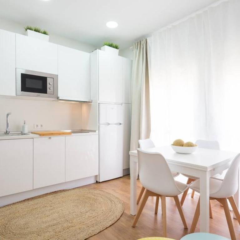 LyriosHomes Malaga Cervantes - Apartamento de 2 dormitorios - 4