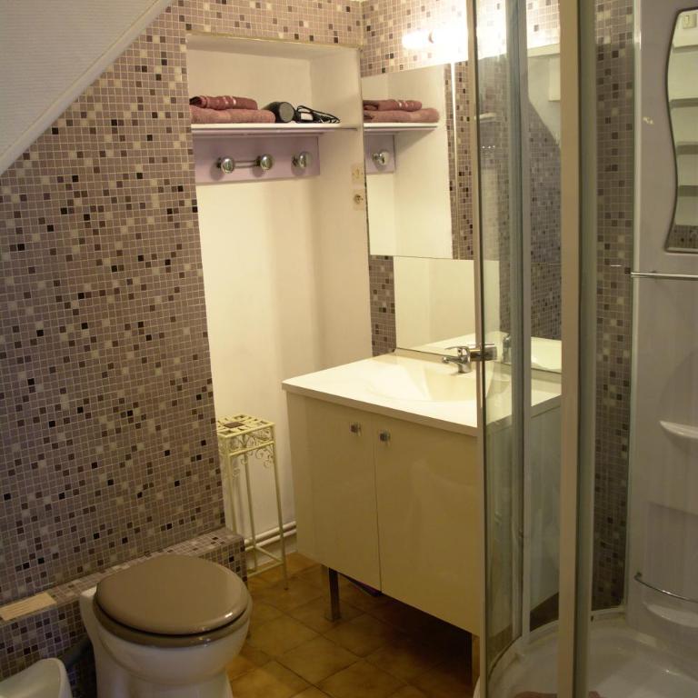 Autan des Couleurs - Chambre Double ou Lits Jumeaux - 7