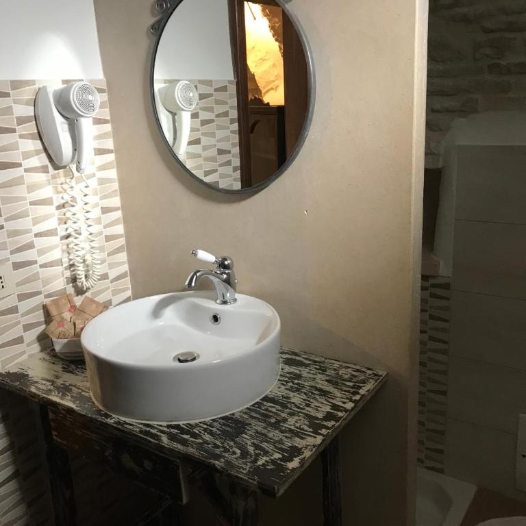 A Due Passi dal Centro - Trullo - Appartamento con 1 Camera da Letto - 13