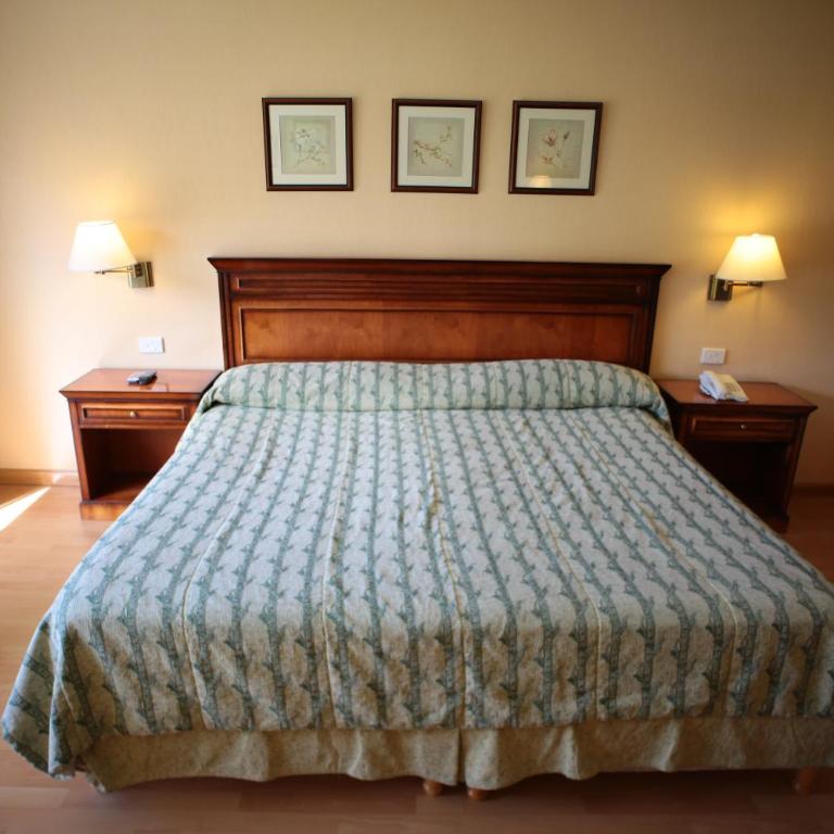 Howard Johnson Hotel & Spa Villa General Belgrano - Habitación Doble - 3