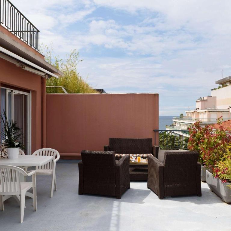 Best Western Astoria - Chambre Familiale avec Terrasse - 2