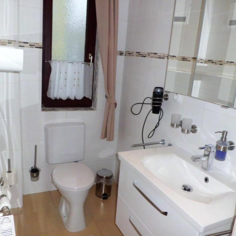 Haus Marina inklusive gratis Eintritt Alpentherme - Apartamento de 2 dormitorios - 5