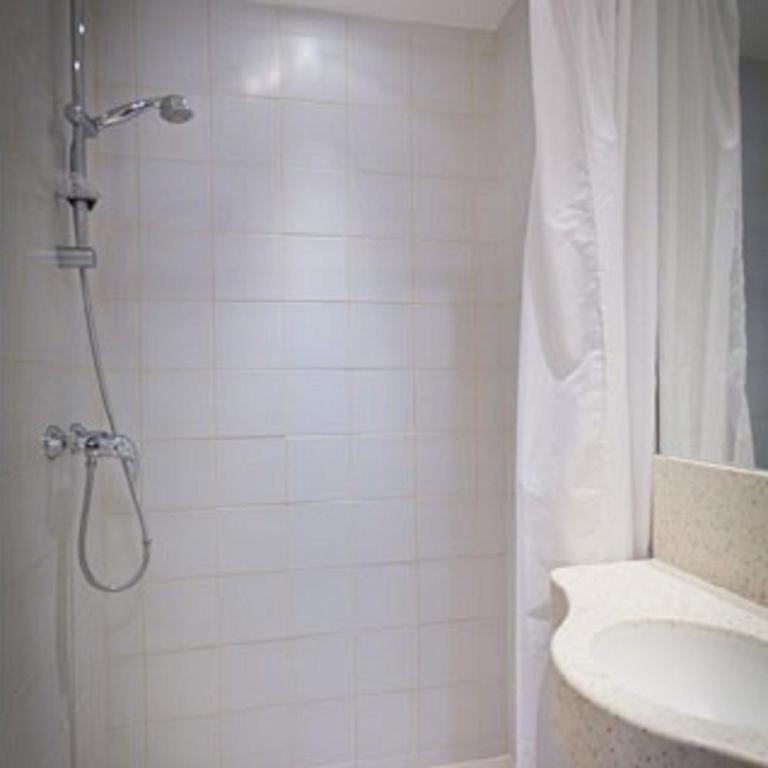 Grand Hotel des Balcons - Chambre Simple - 4