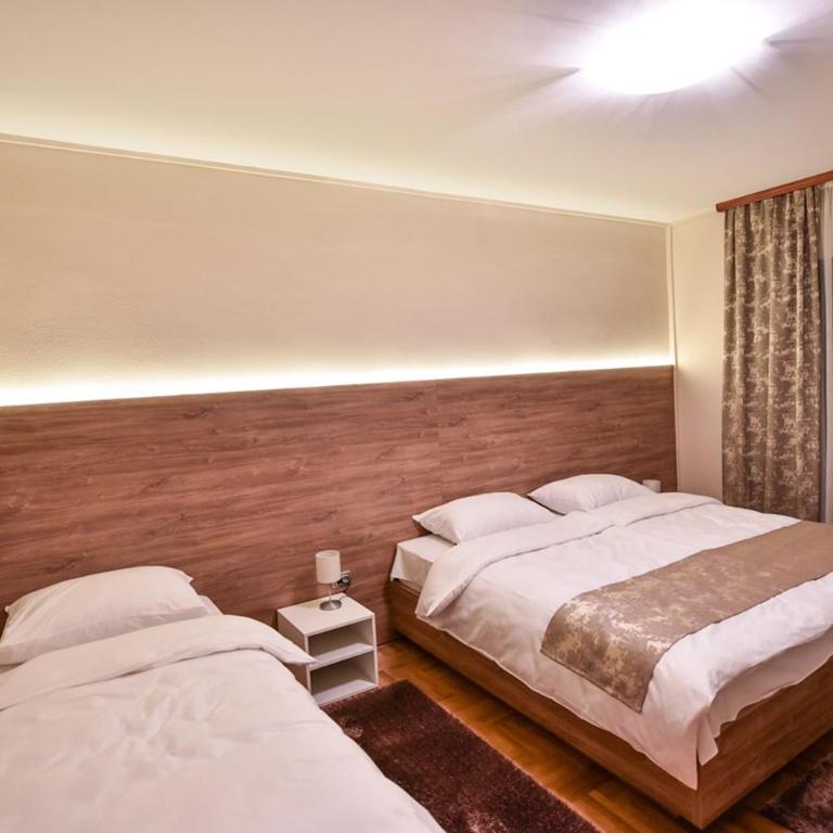 Apartman Natalija Banja Luka - Trokrevetna Soba sa Sopstvenim Kupatilom - 8