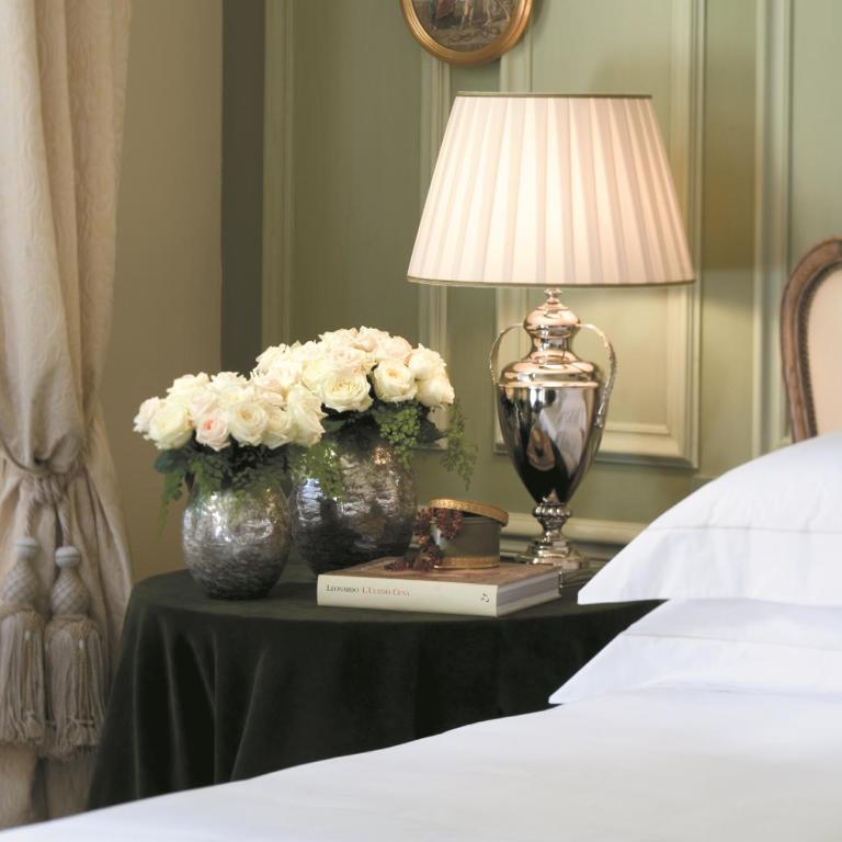 Four Seasons Hotel Firenze - Superior King Room - 2