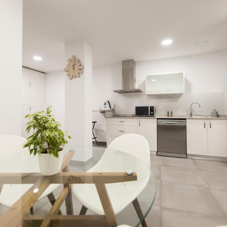 Fantástico ático en primera línea de playa - Apartamento - 10