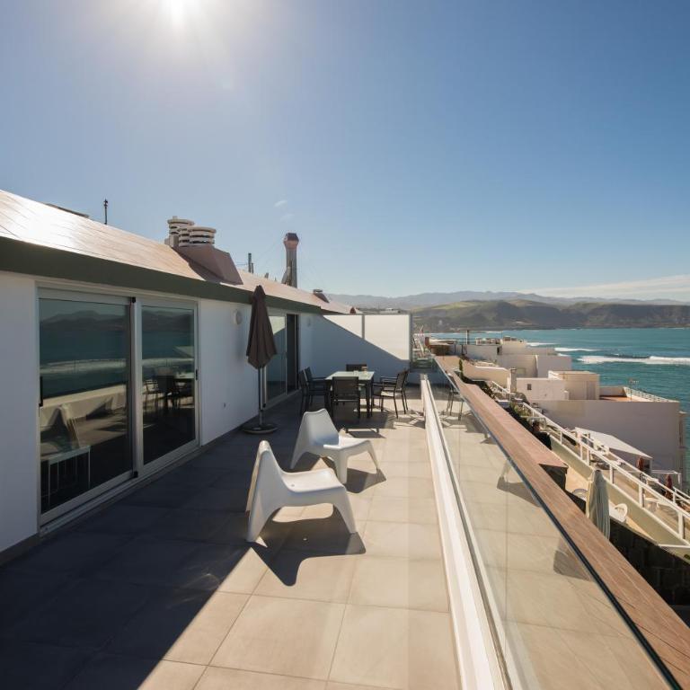 Fantástico ático en primera línea de playa - Apartamento - 11