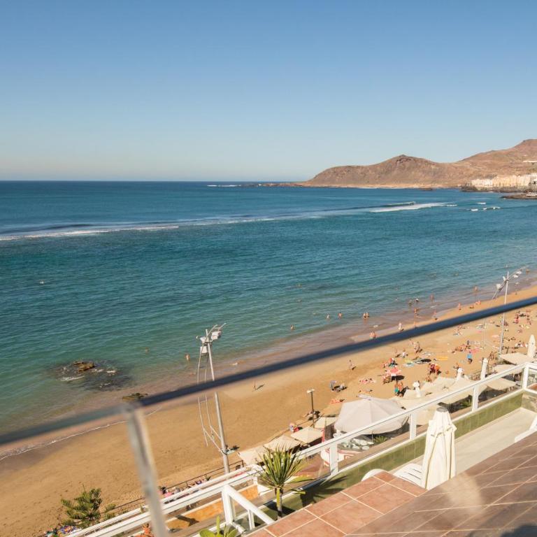 Fantástico ático en primera línea de playa - Apartamento - 14