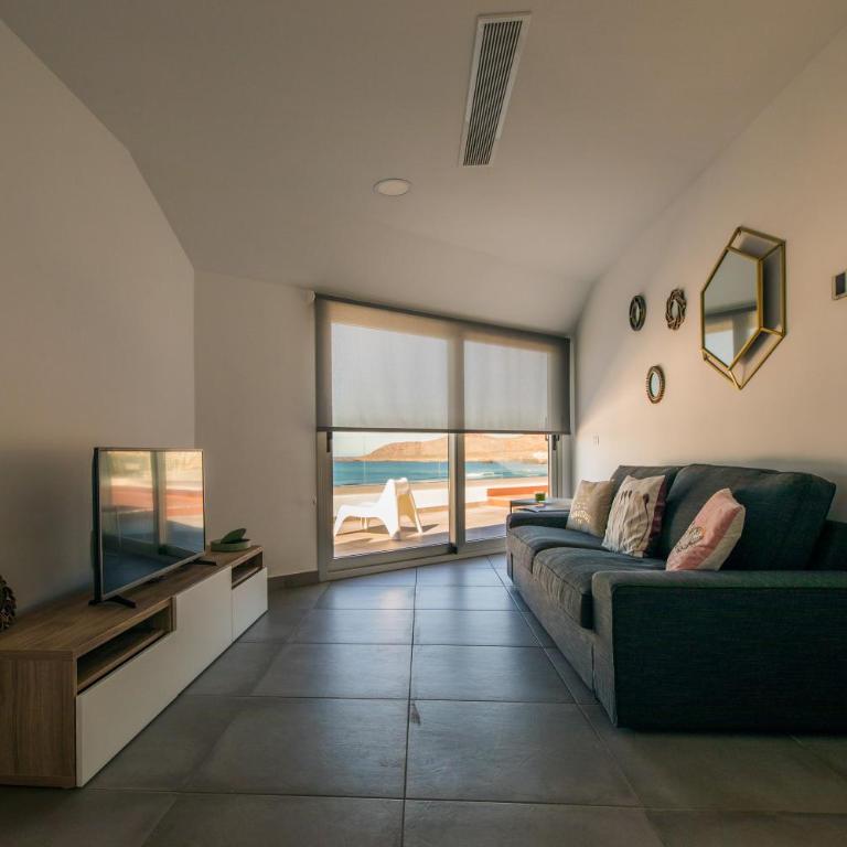 Fantástico ático en primera línea de playa - Apartamento - 25