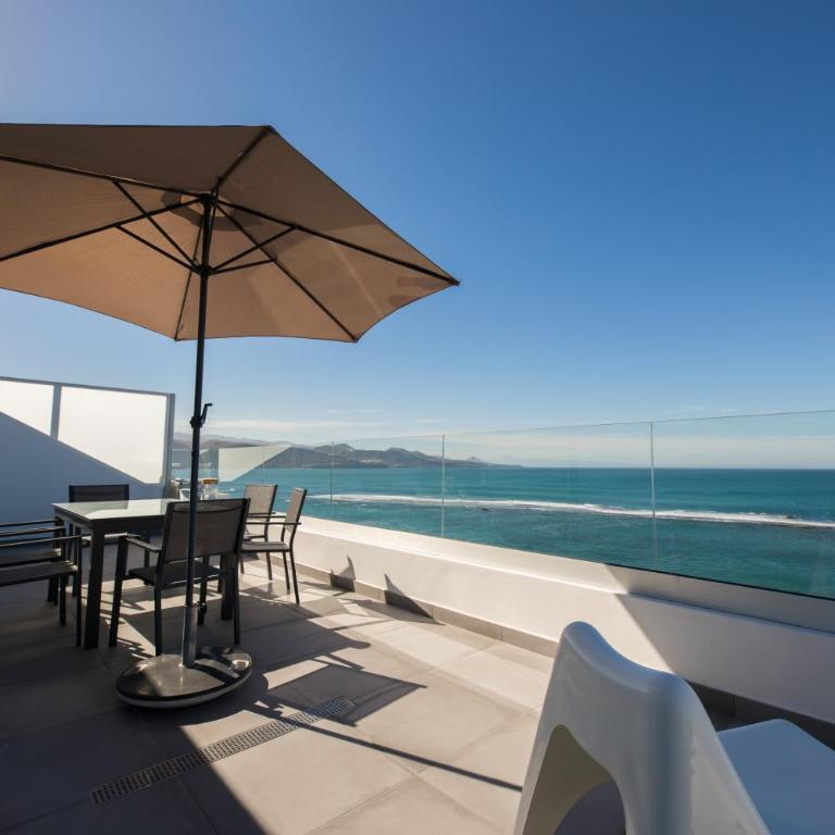 Fantástico ático en primera línea de playa - Apartamento - 27