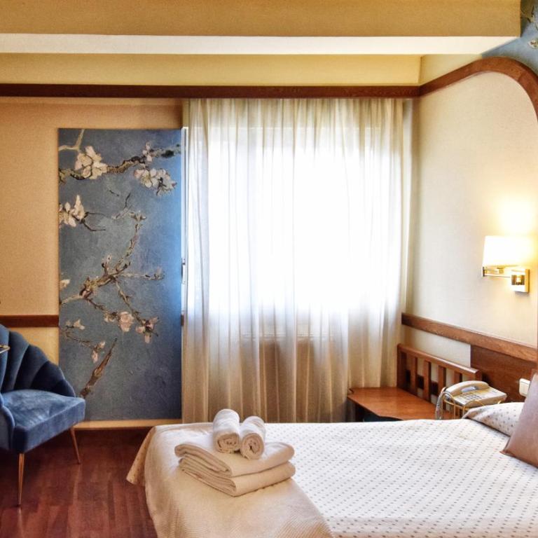 Hotel Maria Luisa - Habitación Doble - 1 o 2 camas - 5