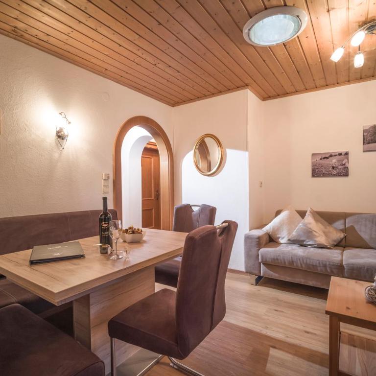 Landhaus Alpbach - Standard Apartment mit 2 Schlafzimmern - 17