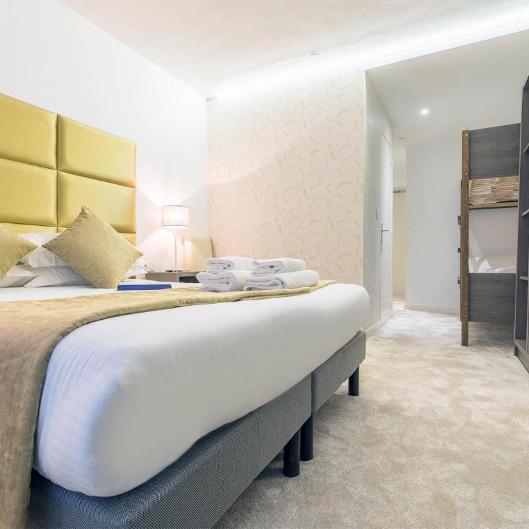 Madame Vacances - Hôtel Courchevel Olympic - Chambre Triple Supérieure - 3