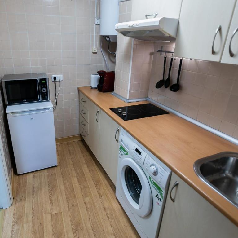 Charming House - Calm and comfort in the center - Apartamento - 12