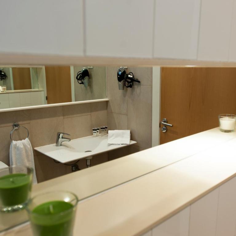 MH Apartments Sant Pau - Two-Bedroom Apartment - 5