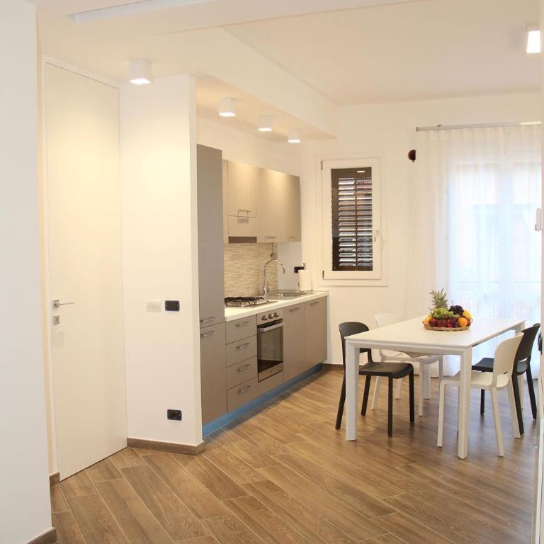 Mamiani Suite - Appartamento con 2 Camere da Letto - 1