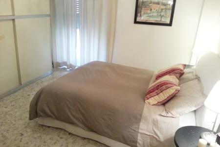 Vomero Apartment - Appartamento con 2 Camere da Letto - 8