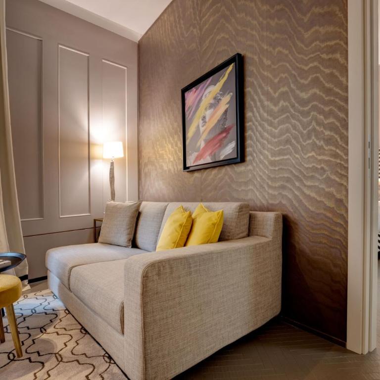 Singer Palace Hotel Roma - Superior Suite - 3