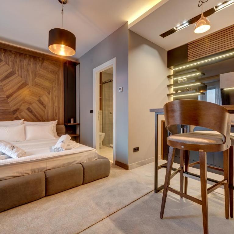 Black Pearl Luxury Suites - Standardna Dvokrevetna Soba sa Bračnim Krevetom - 8