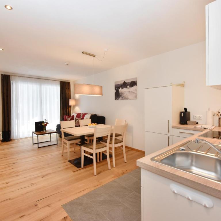 Salzgeber Appartements - Apartment mit Terrasse - 9