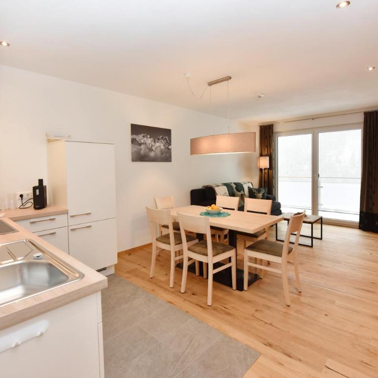 Salzgeber Appartements - Apartment mit Balkon - 4