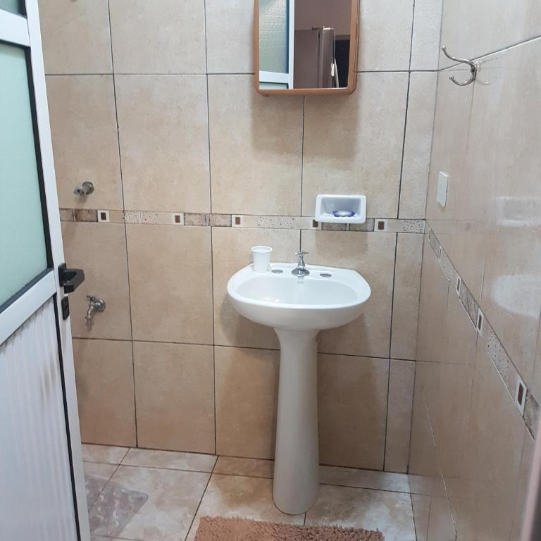 Hospedaje Ámbar - Two-Bedroom House - 14