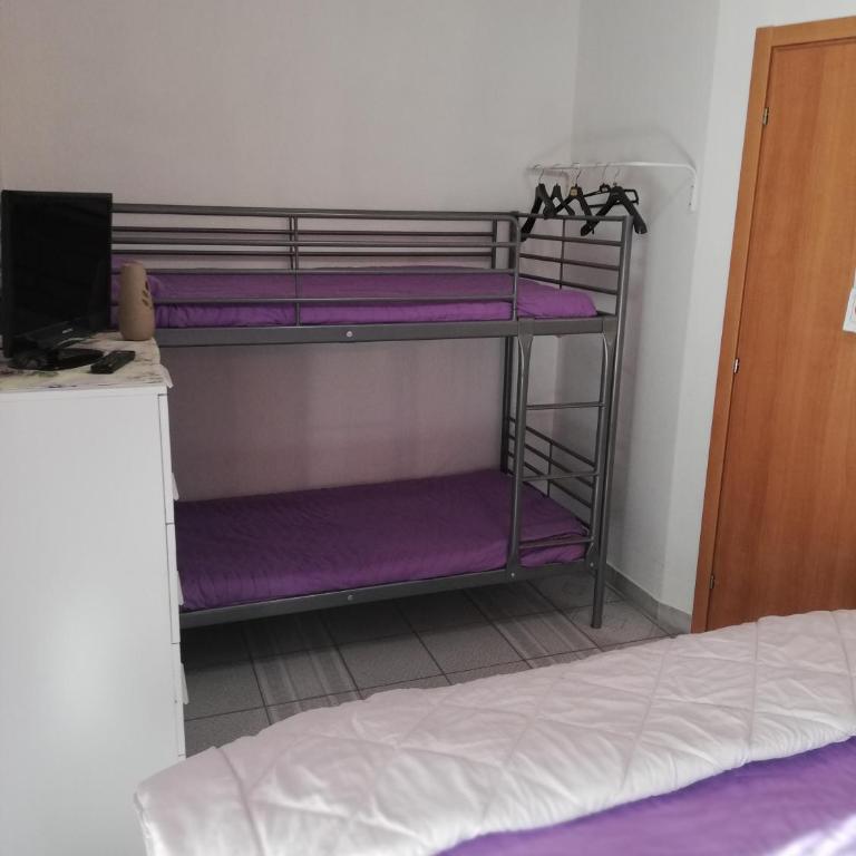 B&B Vittorio Emanuele - Camera Quadrupla con Bagno Privato - 12