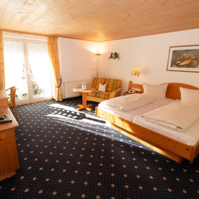 Kur- und Ferienhotel Haser - Comfort Doppelzimmer mit Balkon - 5