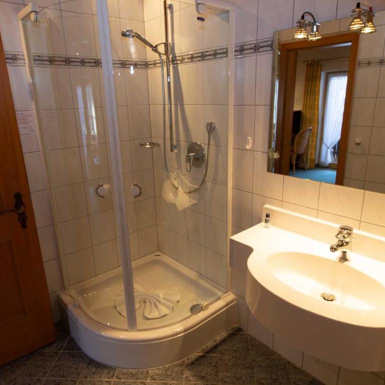 Kur- und Ferienhotel Haser - Comfort Einzelzimmer mit Balkon - 10