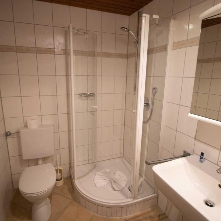 Kur- und Ferienhotel Haser - Einzelzimmer mit Balkon - 7
