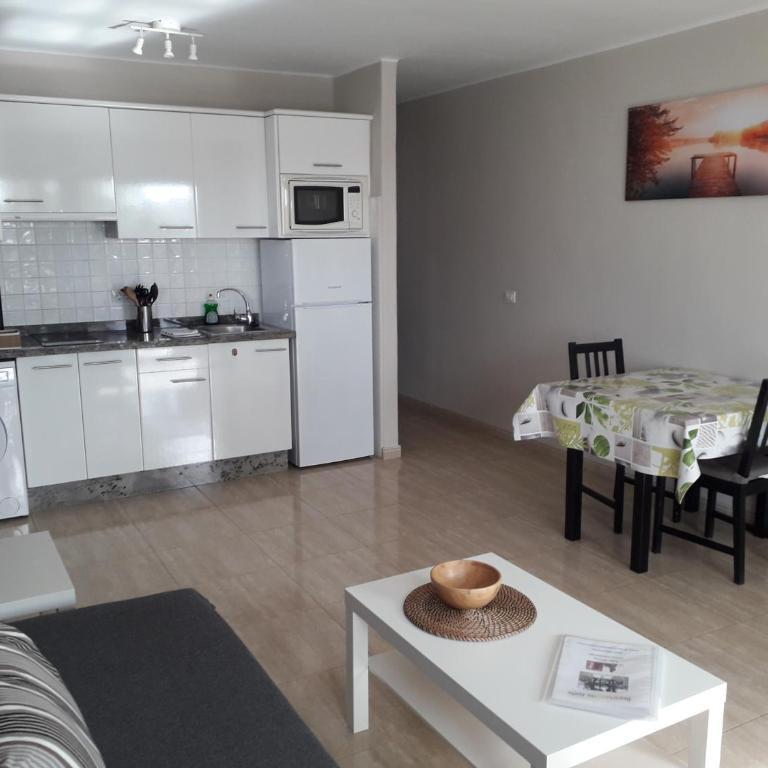 Departamento Joelle - Apartment with Balcony - 3
