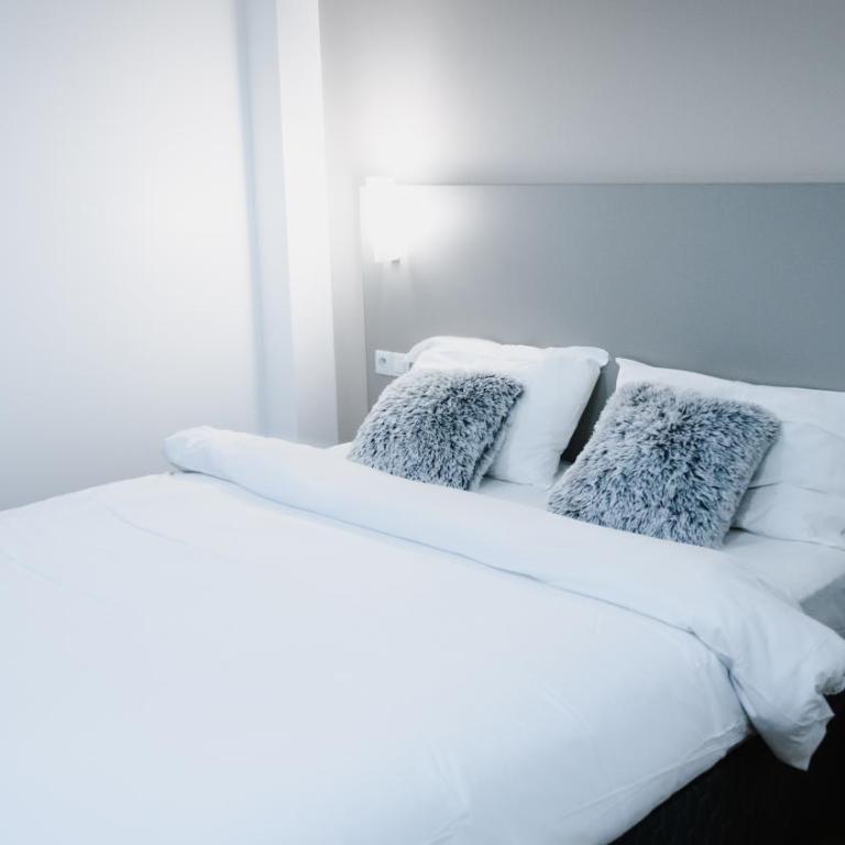 Hôtel des Arcades - Chambre Double Deluxe - 2