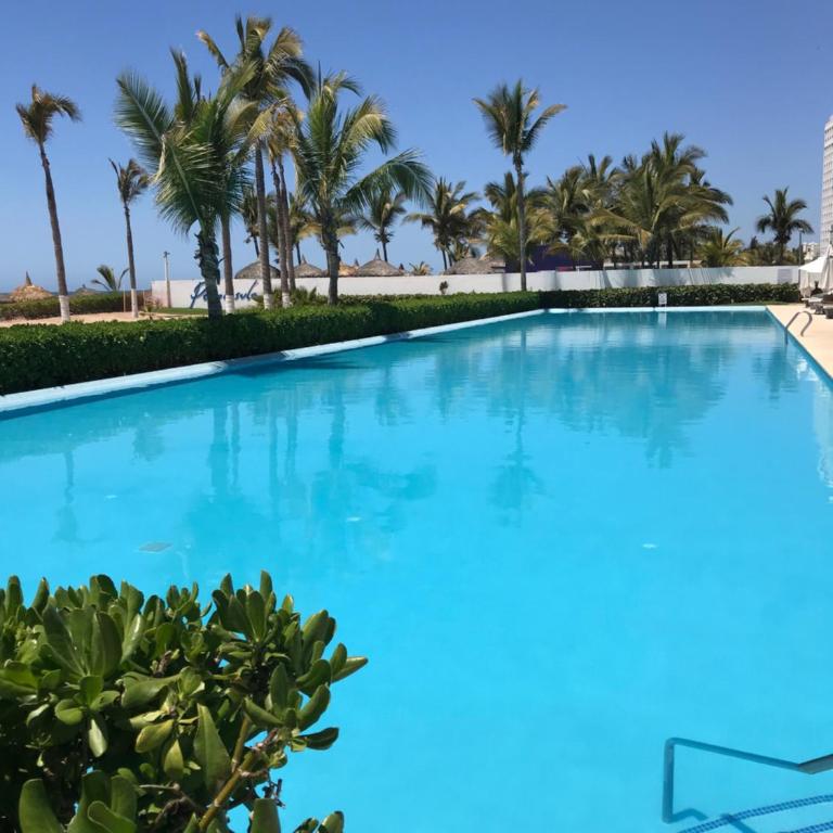 Torre Península - Three-Bedroom Apartment - 21
