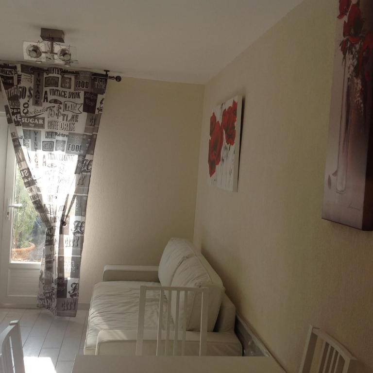 Rez de Villa Pébrier - Appartement 1 Chambre - 12