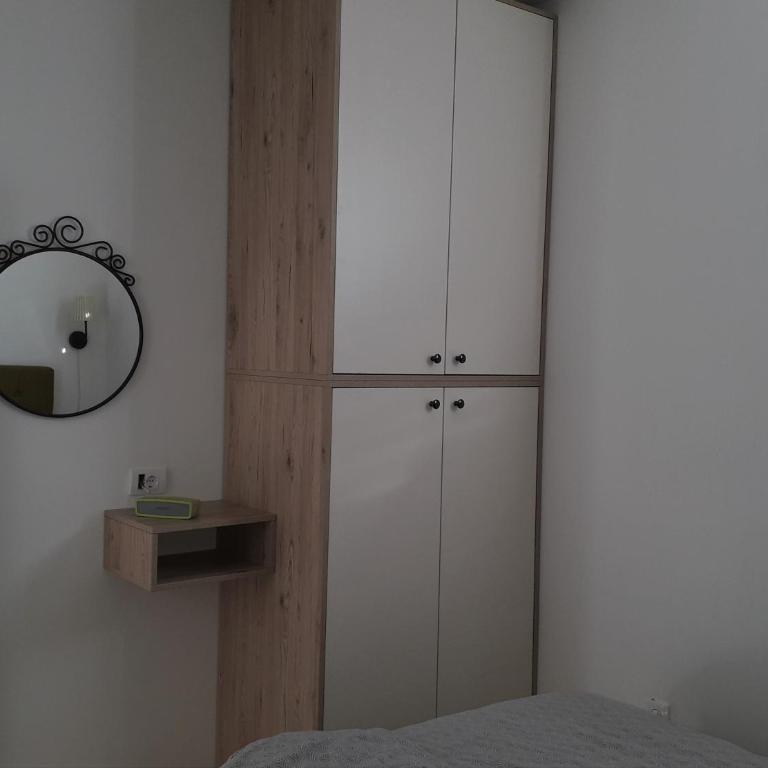 Apartman D52 Dvori - One-Bedroom Apartment - 9